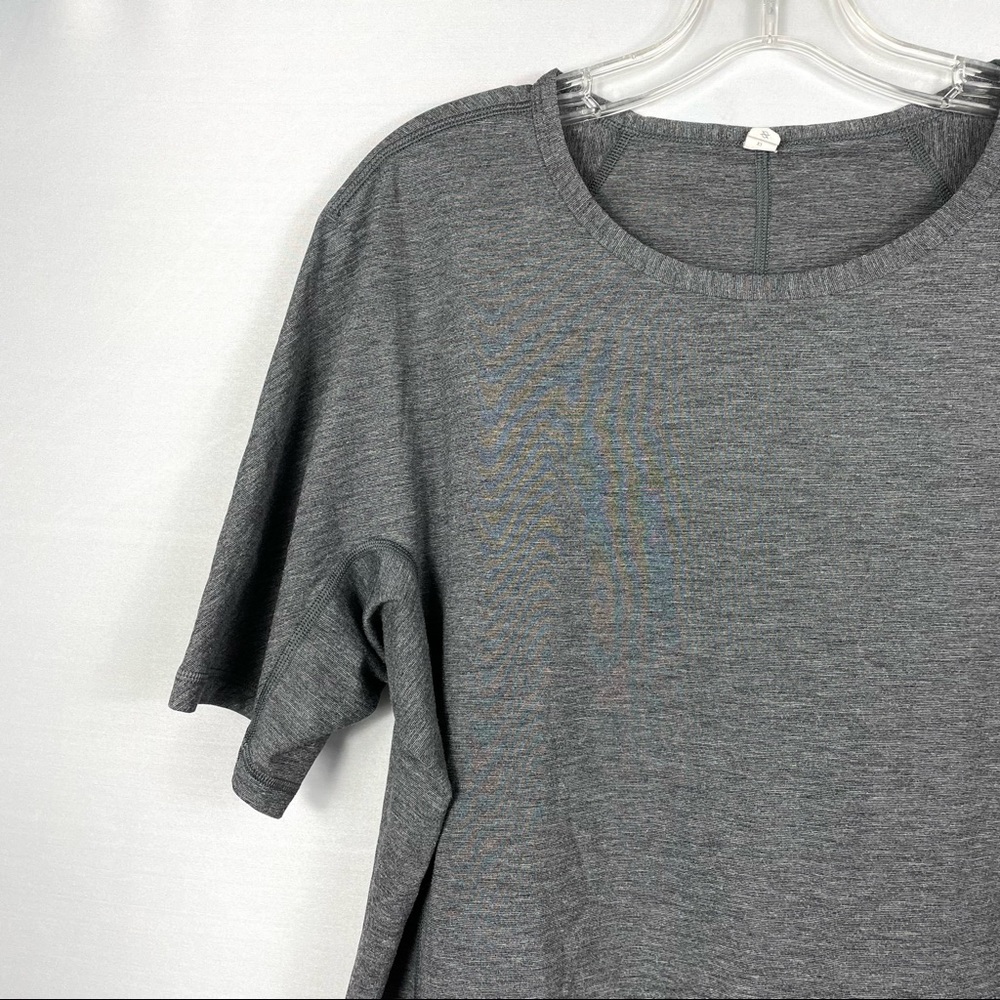Lululemon Tee View 3